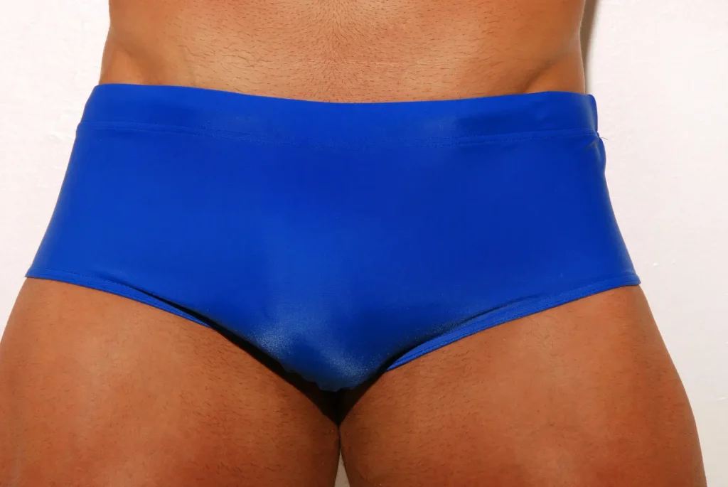 4 Designer Men's Swim Briefs That Redefine Beach Confidence 4