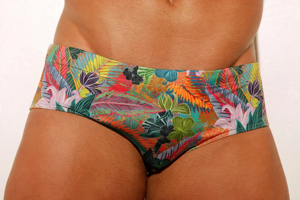 4 Types of Speedo Swimsuits for Men 4